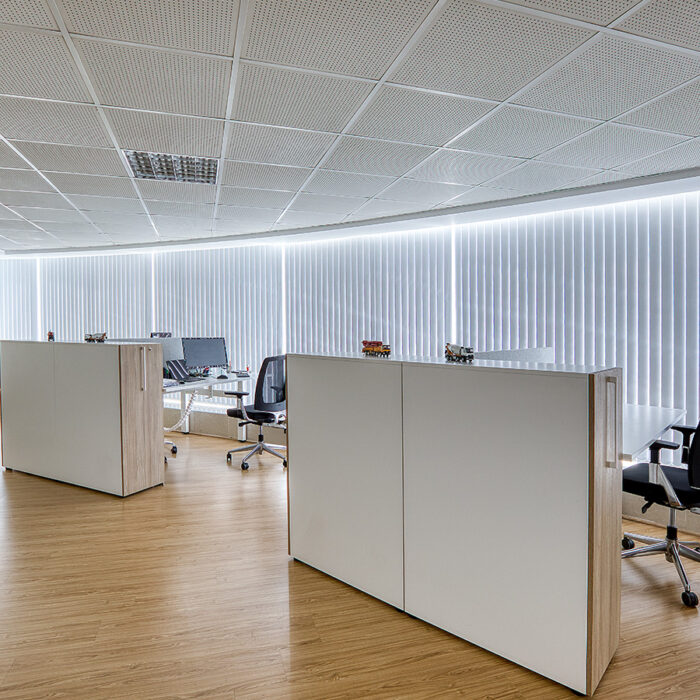 copy of vertical fabric nia001 fortune tower jlt c